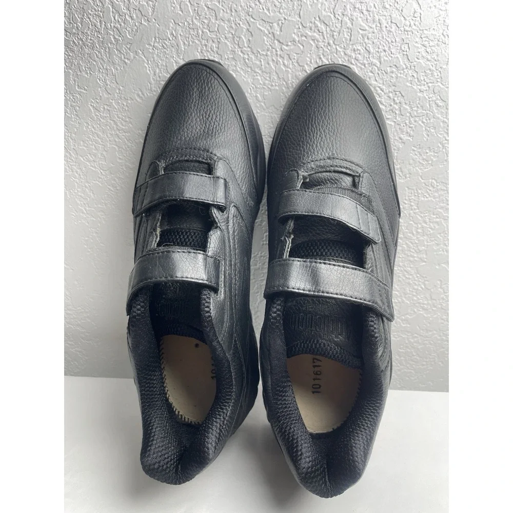 Brooks Addiction Walker Mens Size 15D Black NWOT No Insoles